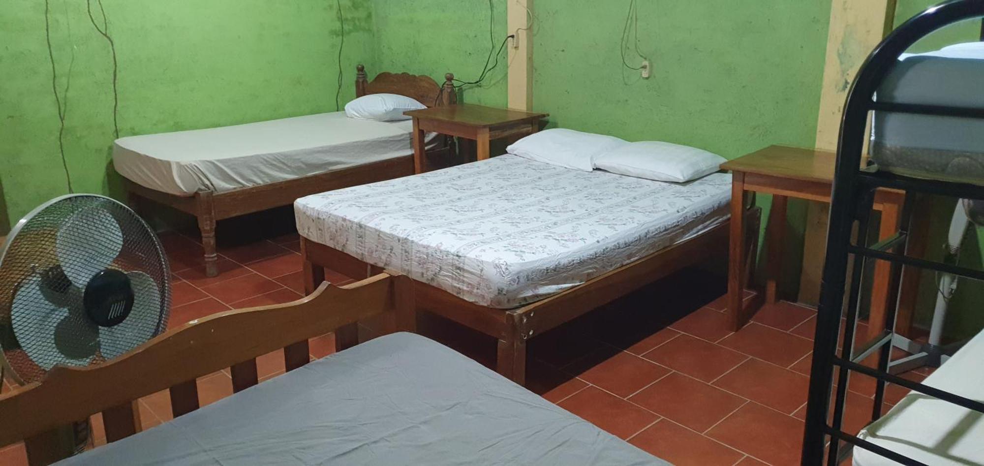 B&B, Family Run Homestay, Hospedaje La Penita Altagracia Zewnętrze zdjęcie