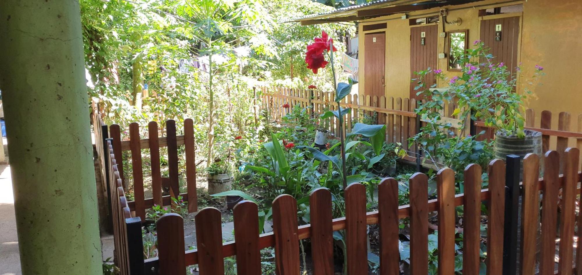 B&B, Family Run Homestay, Hospedaje La Penita Altagracia Zewnętrze zdjęcie