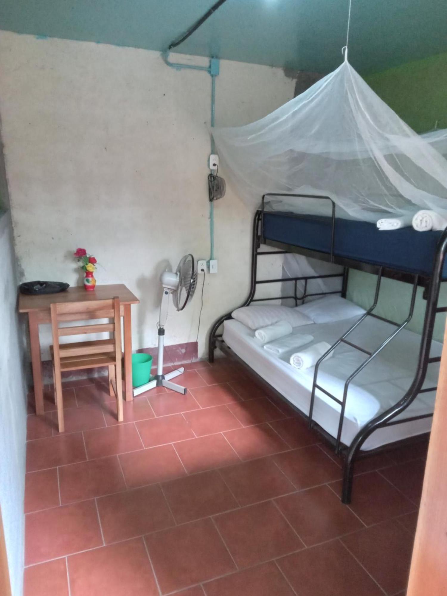 B&B, Family Run Homestay, Hospedaje La Penita Altagracia Zewnętrze zdjęcie