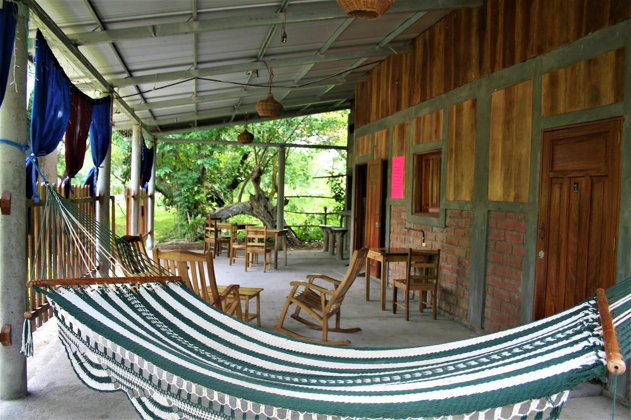 B&B, Family Run Homestay, Hospedaje La Penita Altagracia Zewnętrze zdjęcie