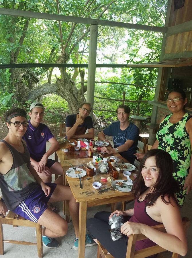 B&B, Family Run Homestay, Hospedaje La Penita Altagracia Zewnętrze zdjęcie
